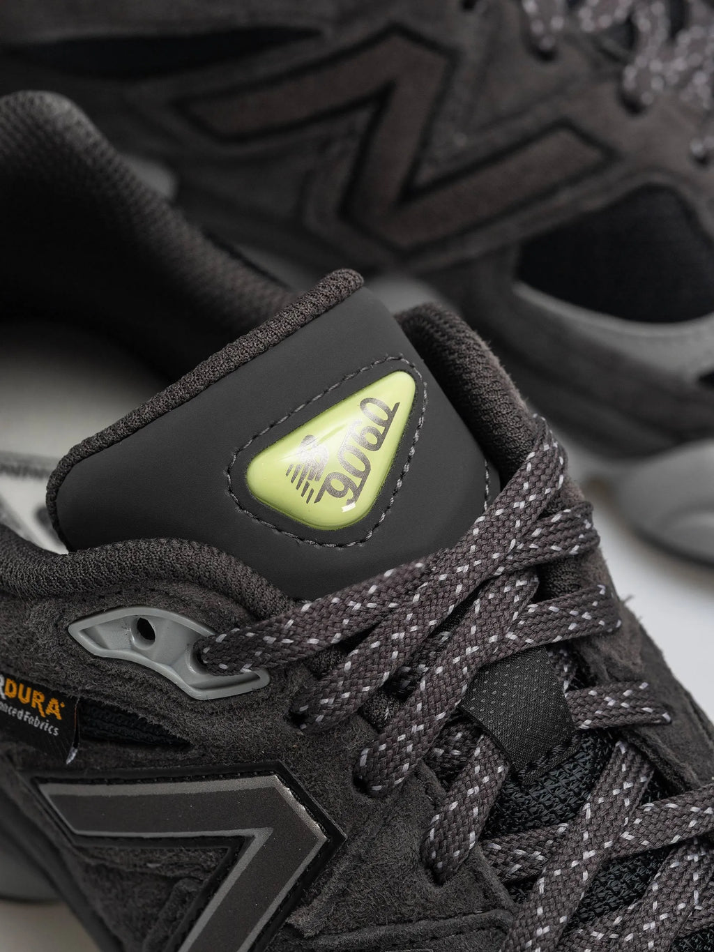 New Balance U90602P8
