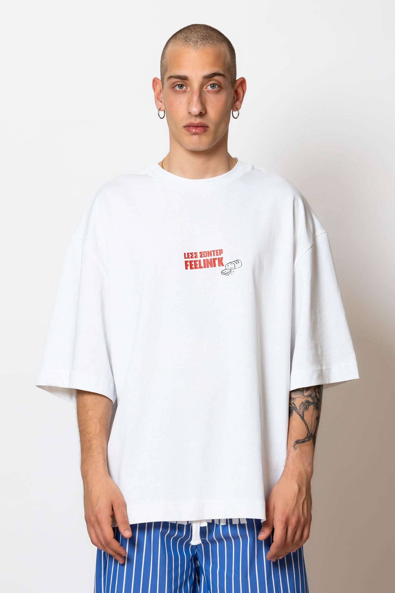 Less Sonder Feeling Xwriatiko T-shirt