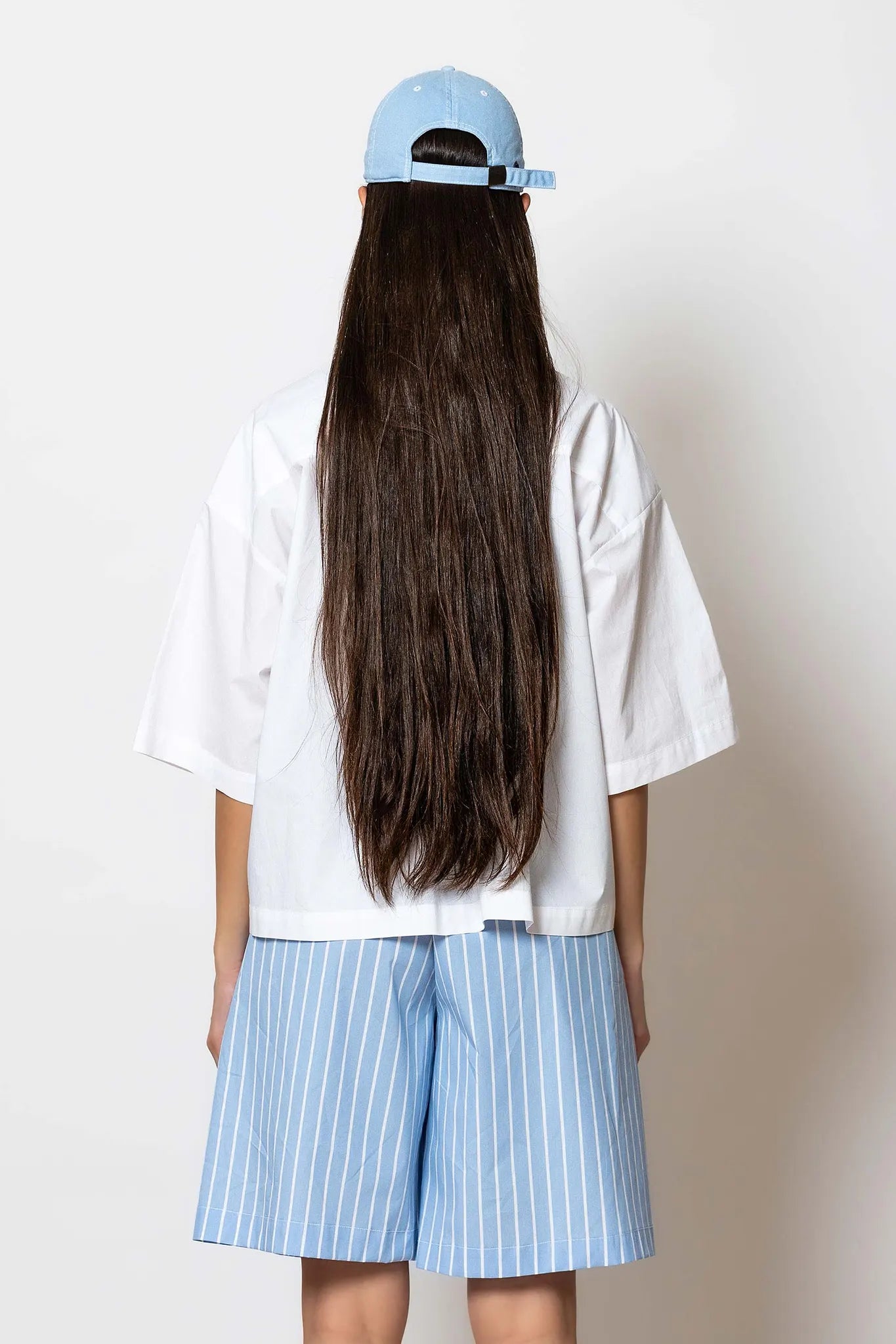 Less Sonder Feeling Ouzo Shirt Cropped