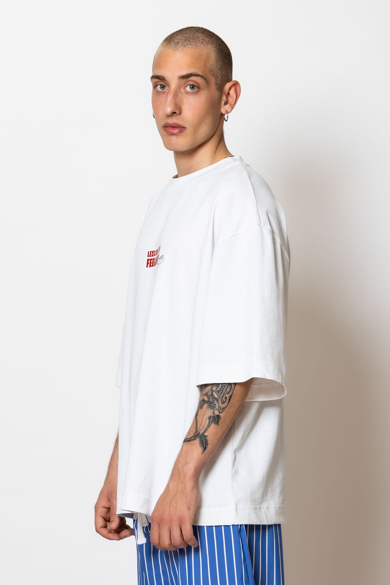 Less Sonder Feeling Xwriatiko T-shirt