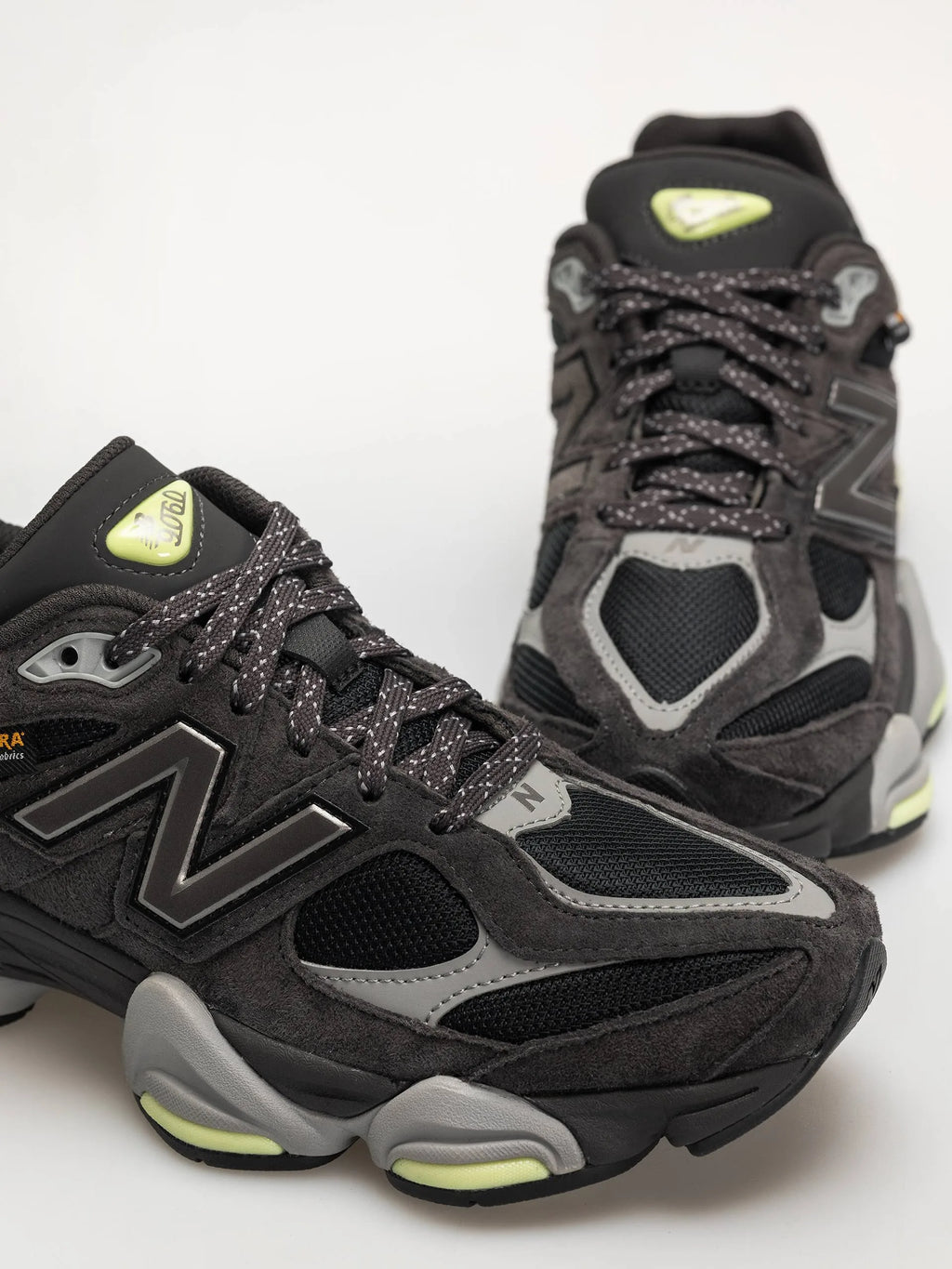 New Balance U90602P8